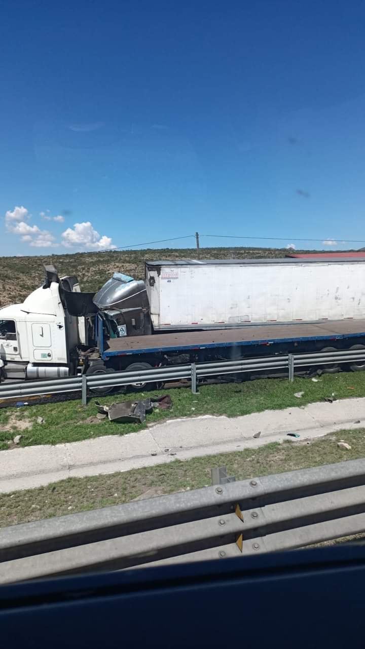 Carretera San Luis Potosí-Queretaro registra accidente