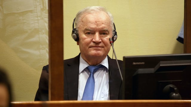 Murió el carnicero de Bosnia, un genocida condenado cuando la Corte Penal Internacional era respetada