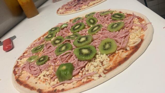 Pizza con kiwi