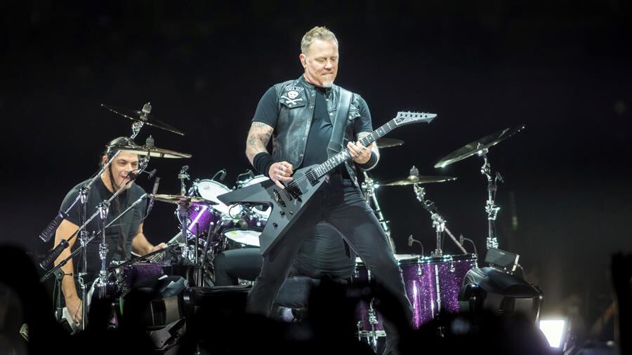 ‘Master of Puppets’ de Metallica entra en las listas de popularidad de todo el mundo gracias a ‘Stranger Things 4′