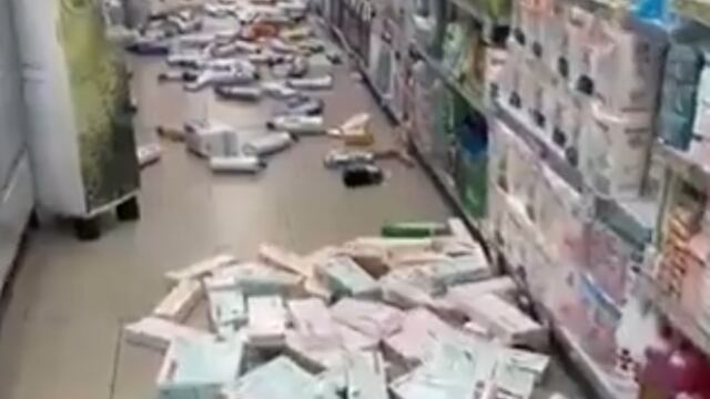 Un muy fuerte terremoto sacudió a Nápoles, Italia