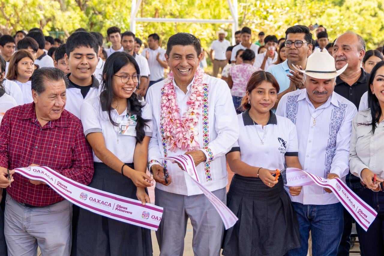 Salomón Jara impulsa infraestructura educativa en Oaxaca con obra en Cecyteo 31.