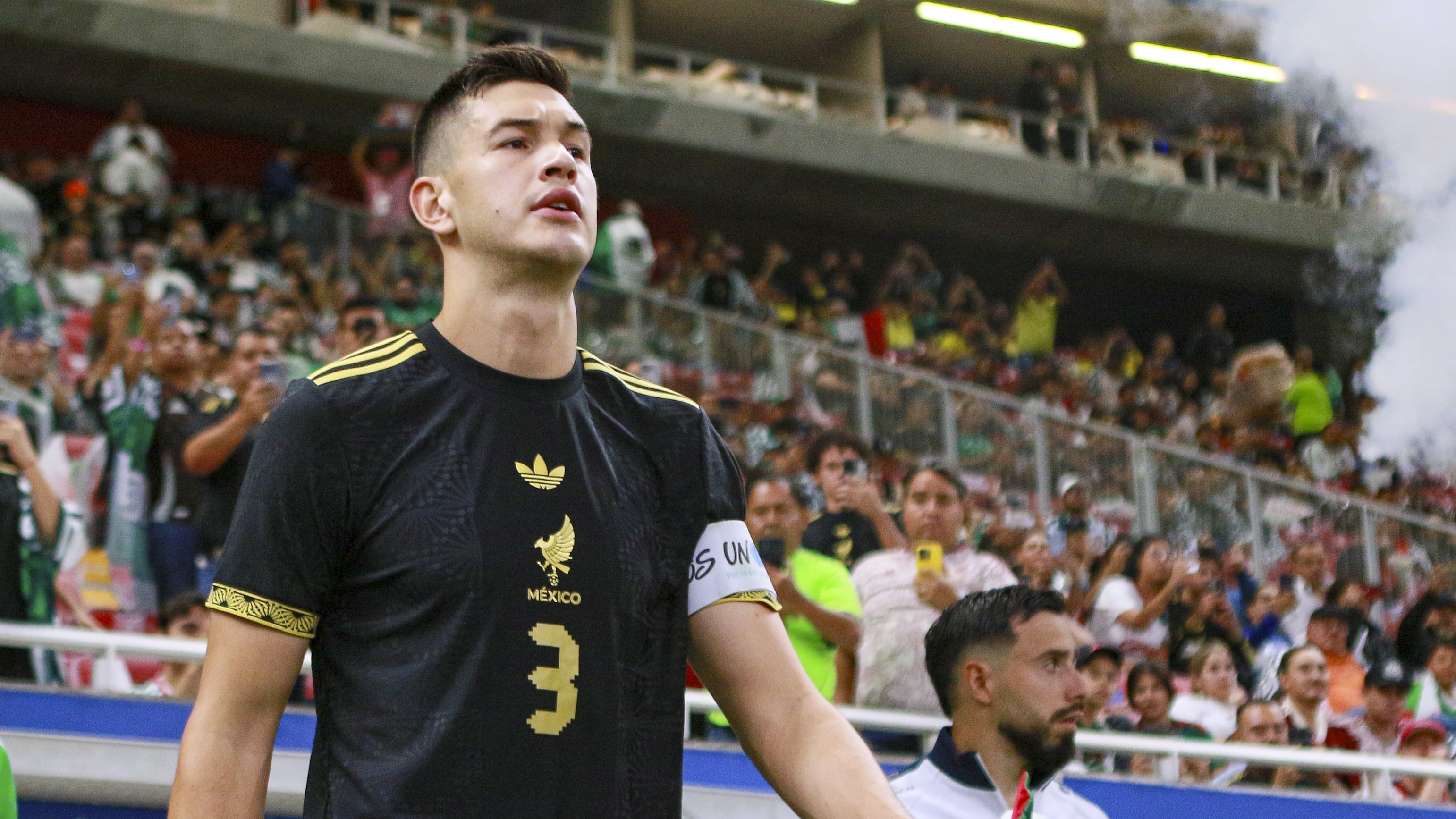 ¿Otra baja en el Tri? Terribles noticias de César Montes llegan desde Rusia