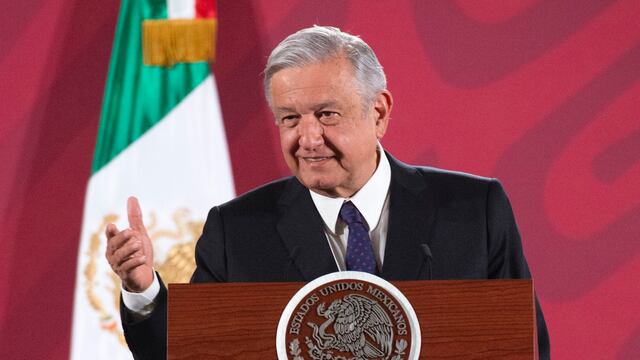 López Obrador responde preguntas de la prensa