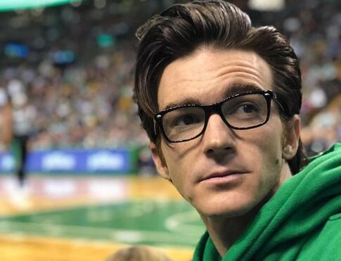 Drake Bell cantó el Cielito Lindo en el Foro Sol.