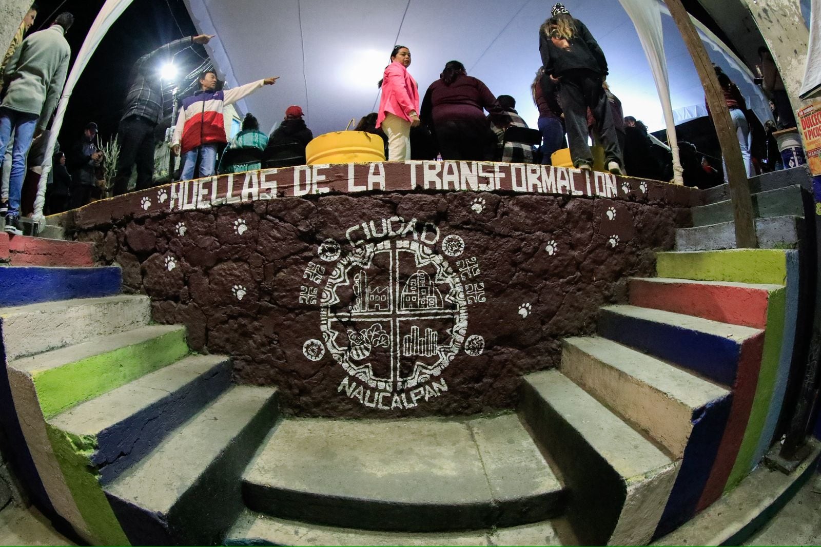 Isaac Montoya lleva Huellas de la Transformación a Praderas de San Mateo.