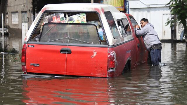 Afectados por las inundaciones en CDMX, Alcaldía Iztapalapa.