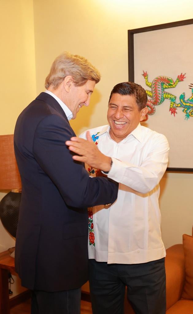 John Kerry, Salomón Jara