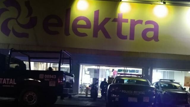 Roban encapuchados tienda Elektra en Edomex.