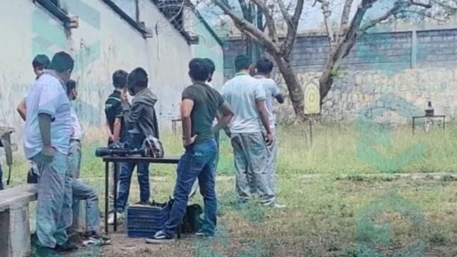 Una escuela secundaria de San Luis Potosí permite a sus alumnos practicar su puntería