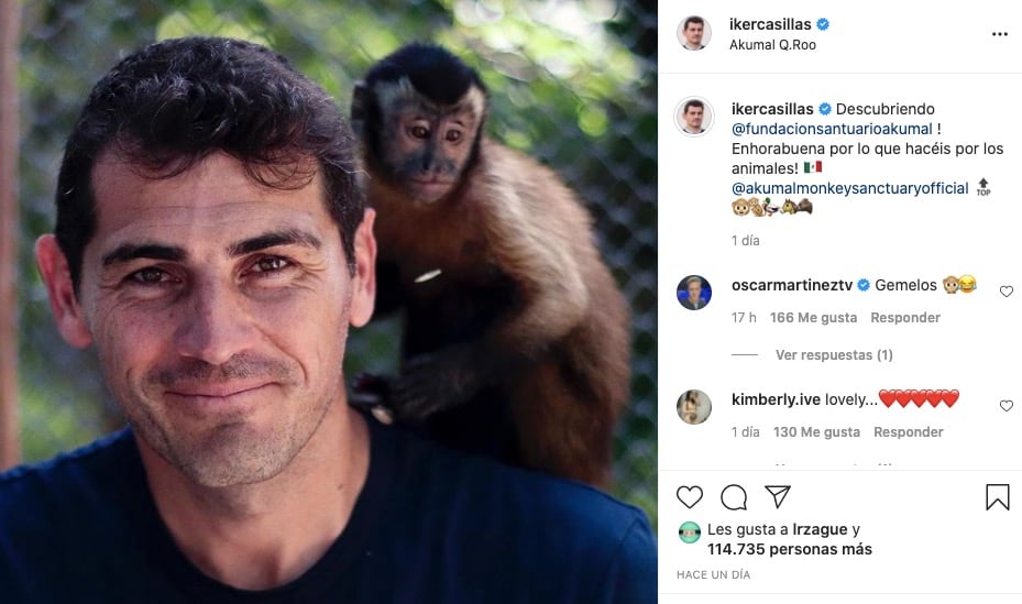 Iker Casillas en su visita a México
