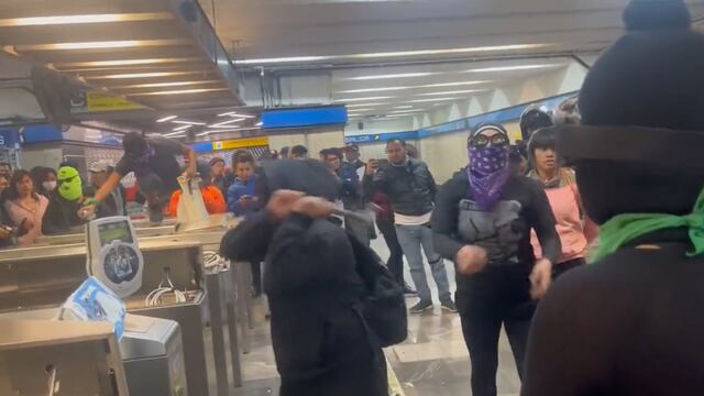 ¿Qué pasa en Metro Bellas artes?