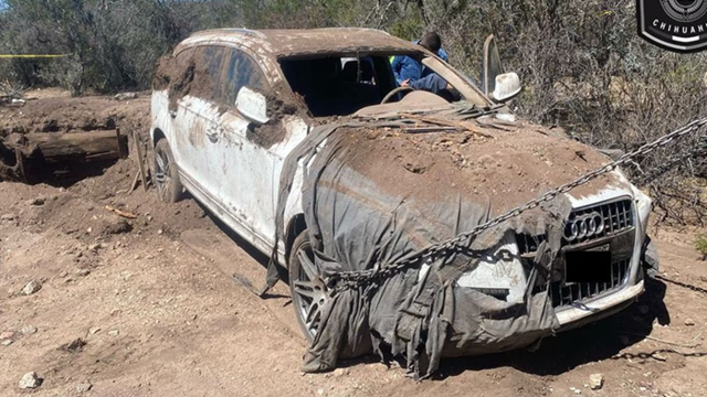 Audi enterrado en Chihuahua