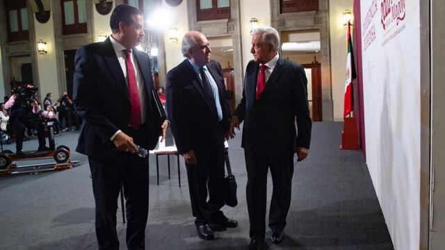 Ricardo Mejía Berdeja, Pablo Gómez y AMLO en la conferencia mañanera de hoy 7 de julio de 2022