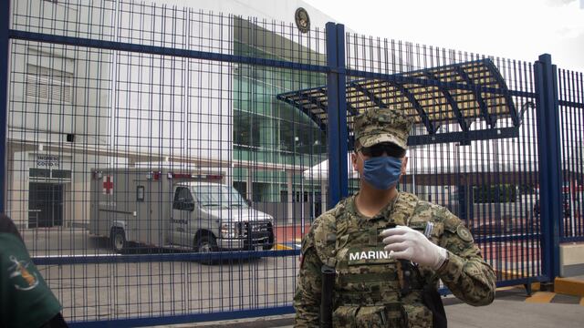 Elemento de la Semar.