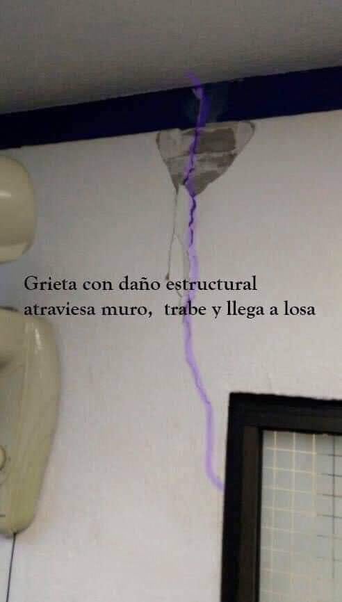 Grieta con daño estructural