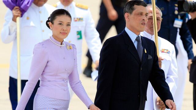 3 divorcios, 5 hijos y un matrimonio escandaloso, así la vida de este príncipe.