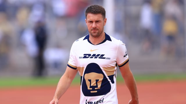 ¿Dónde está Aaron Ramsey? Reportan que sigue sin reportarse con Pumas; sigue buscando a su perrita