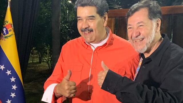 Fernández Noroña presume foto con Nicolás Maduro