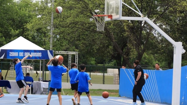 Monterrey impulsa talento juvenil con clínicas gratuitas de básquetbol.