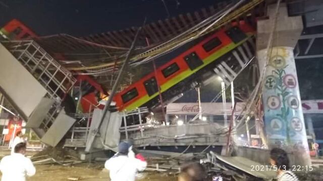 Tramo elevado de la Línea 12, estación Olivos, donde desplomó el tren