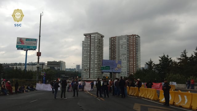 Avenida de Puente de los Poetas en Santa Fe