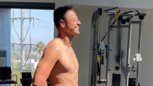 Chicharito Hernández posó con poca ropa