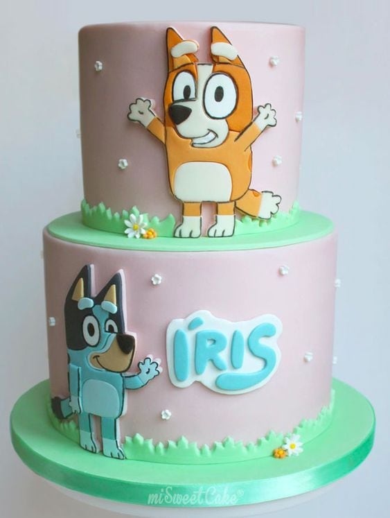 Ideas de pastel de Bluey para fiesta infantil de niña