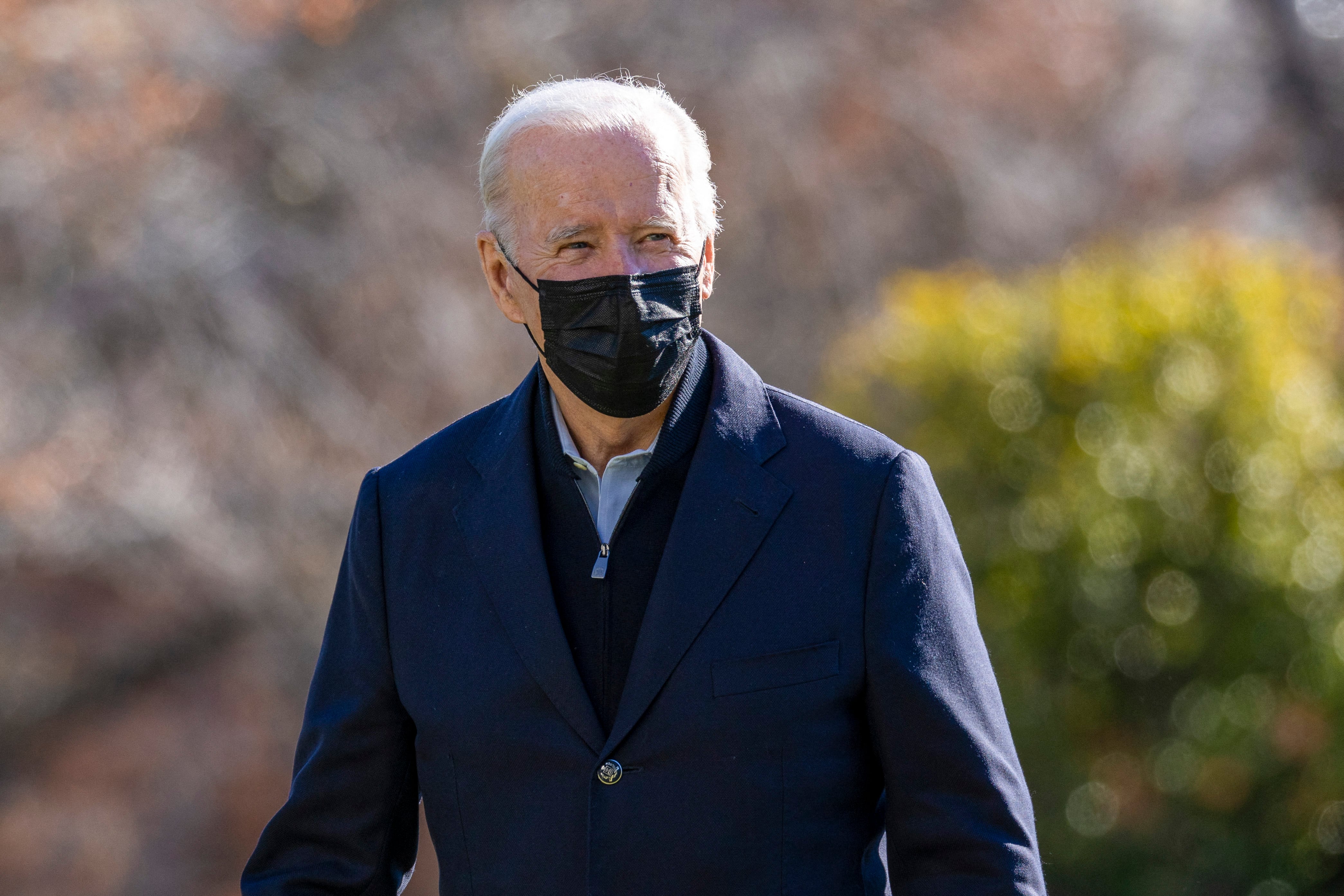Joe Biden lamenta muerte de Vicente Fernández