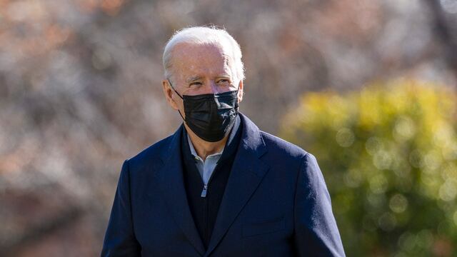 Joe Biden lamenta muerte de Vicente Fernández