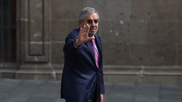 Juan Ramón de la Fuente sostiene llamada con Marco Rubio previo a la cumbre del G7