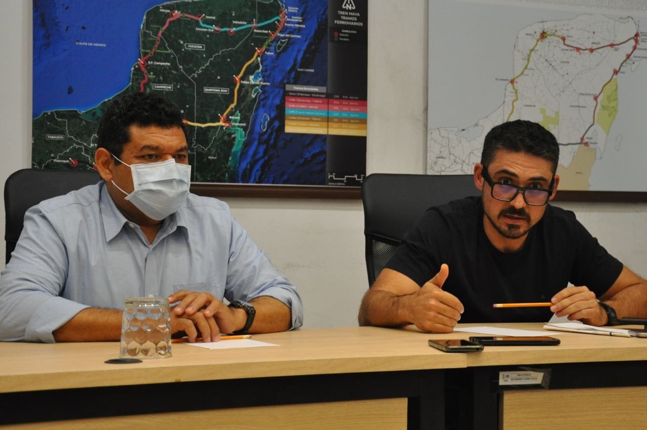 Javier May, director del Fonatur, y Román Meyer