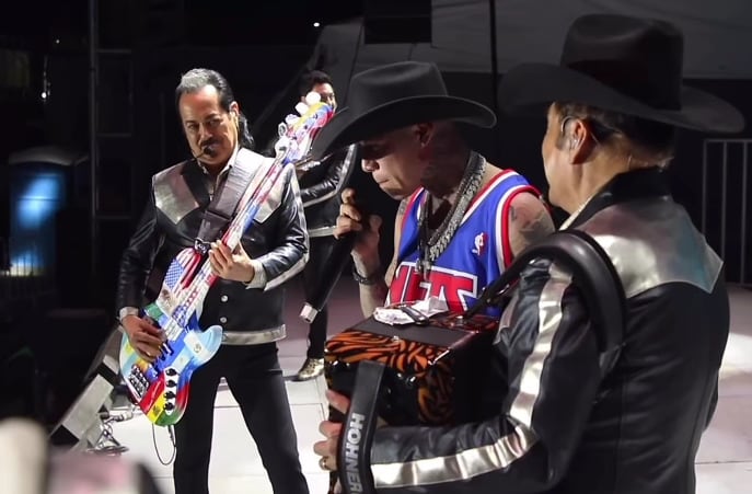 Los Tigres del Norte y Santa Fe Klan