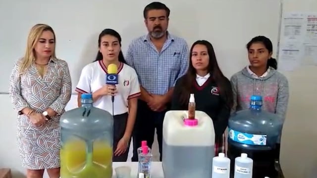 Los alumnos del Telebachillerato el Castillo muestran sus productos