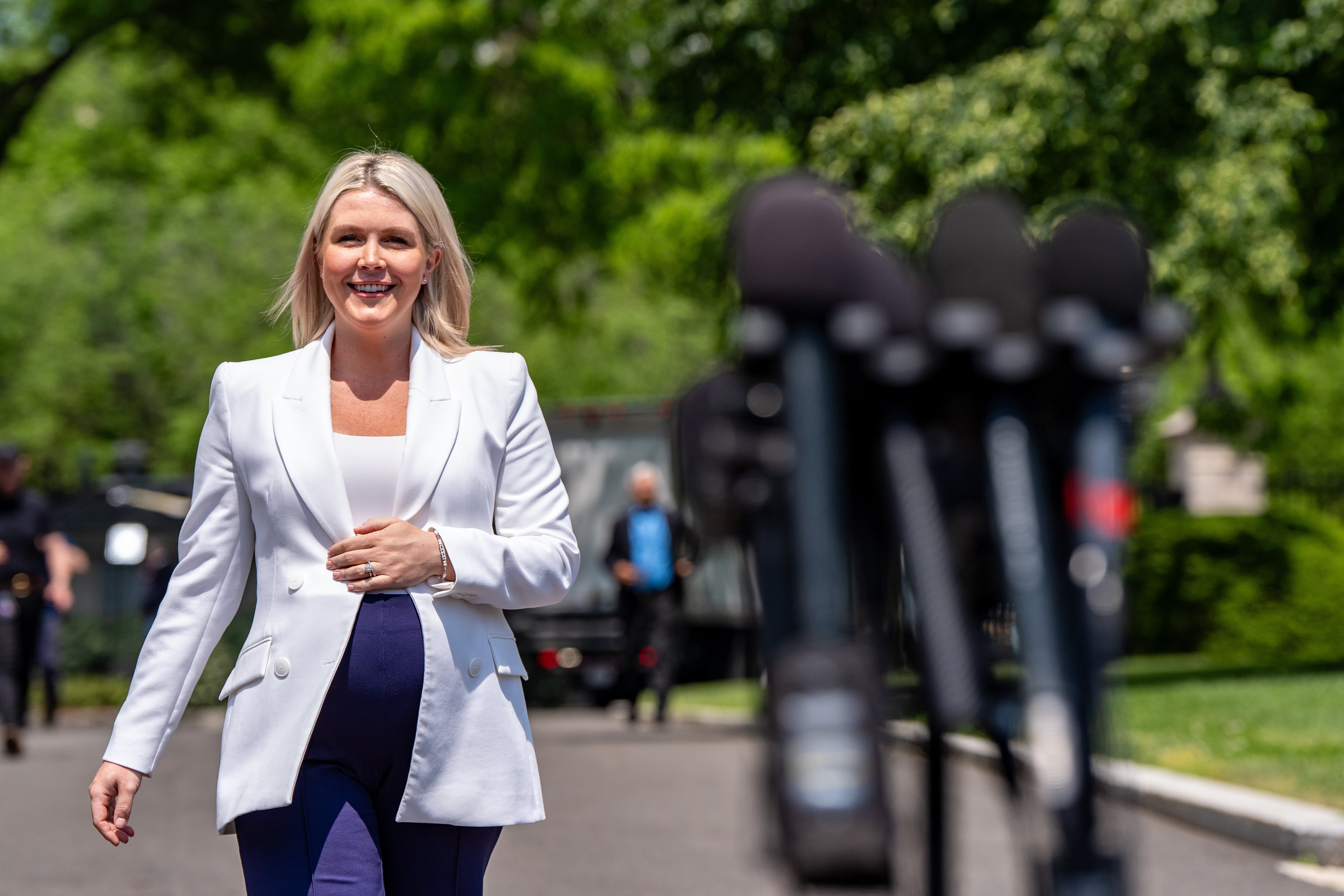 Karoline Leavitt se despide de la prensa por la llegada de su segundo bebé