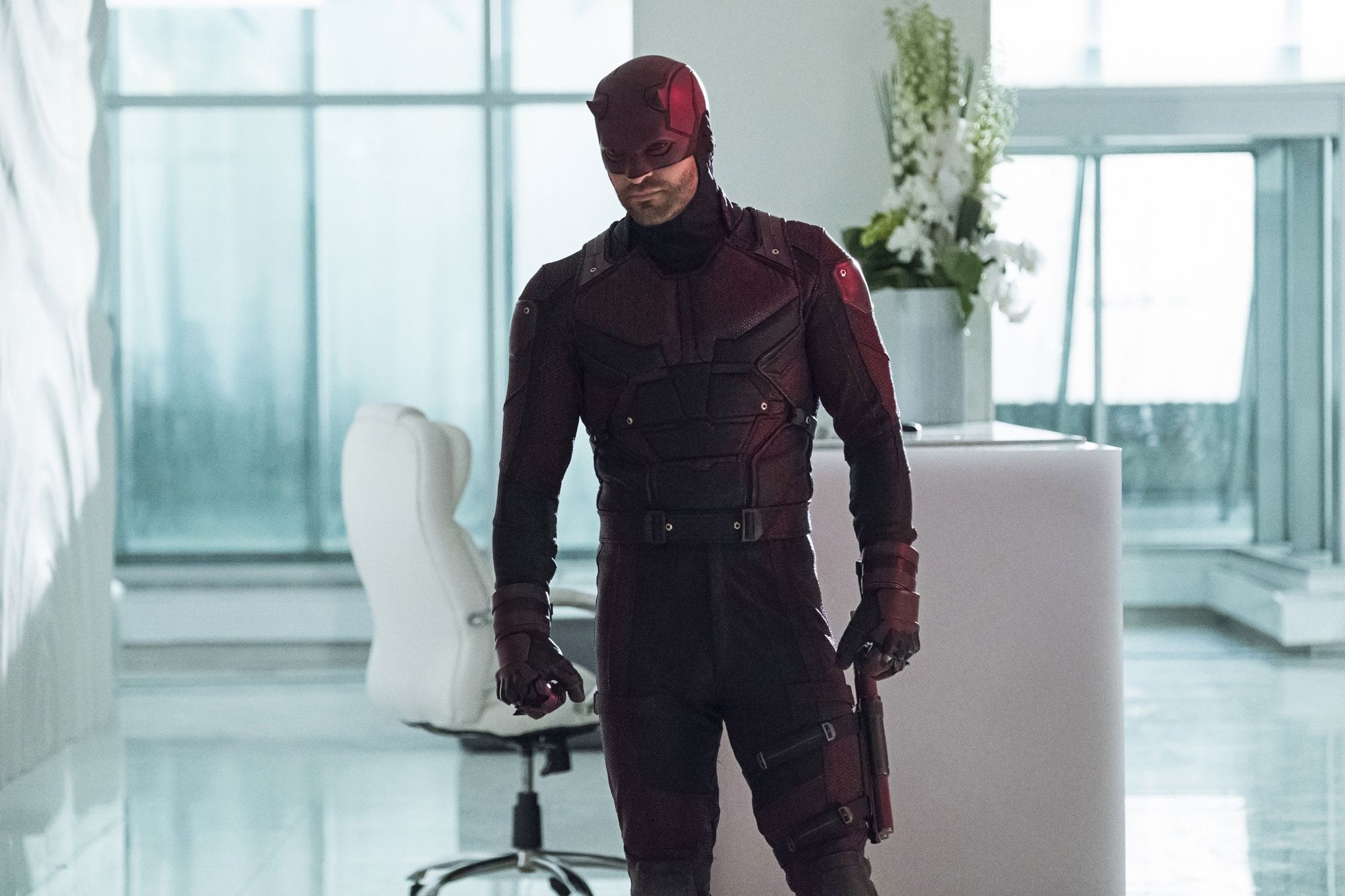 Charlie Cox como Daredevil