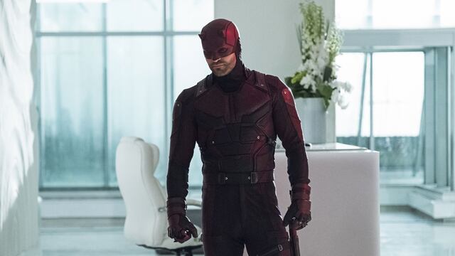 Charlie Cox como Daredevil