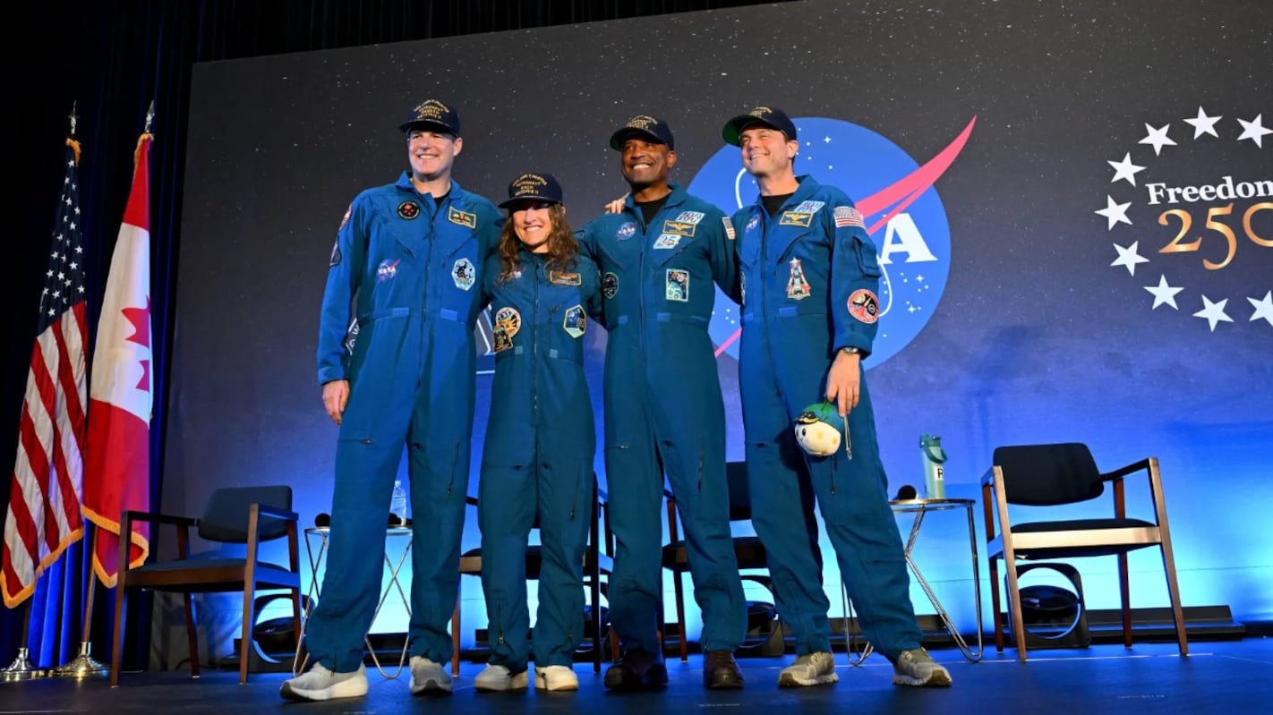 Tripulación de Artemis II da sus primeras declaraciones tras regresar de la Luna