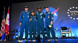 Tripulación de Artemis II da sus primeras declaraciones tras regresar de la Luna