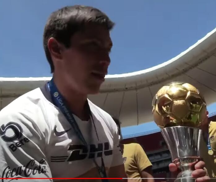 Mauricio Lozano con los Pumas.