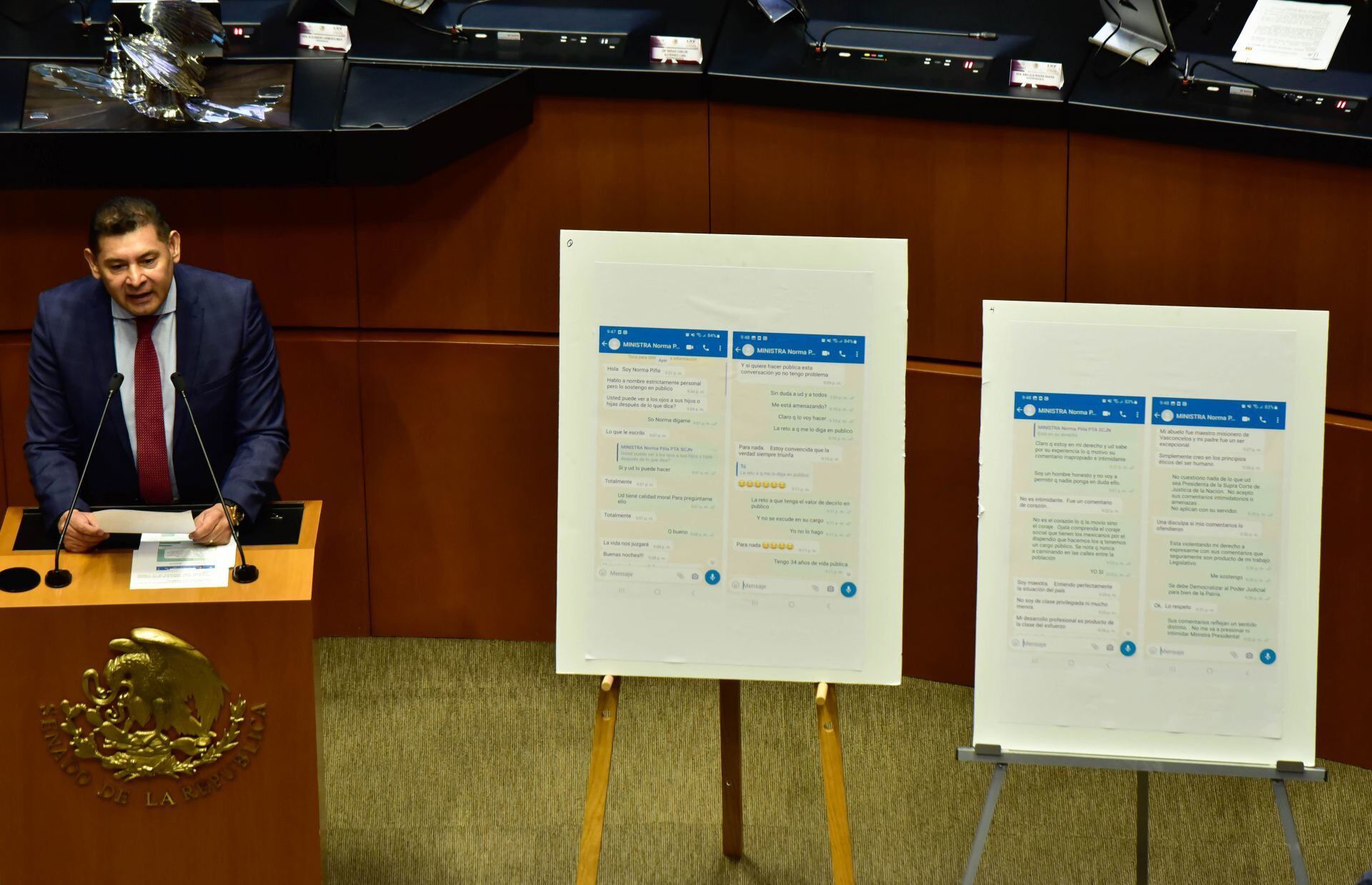 Alejandro Armenta presentó supuestos mensajes de Norma Piña; el PAN salió en su defensa