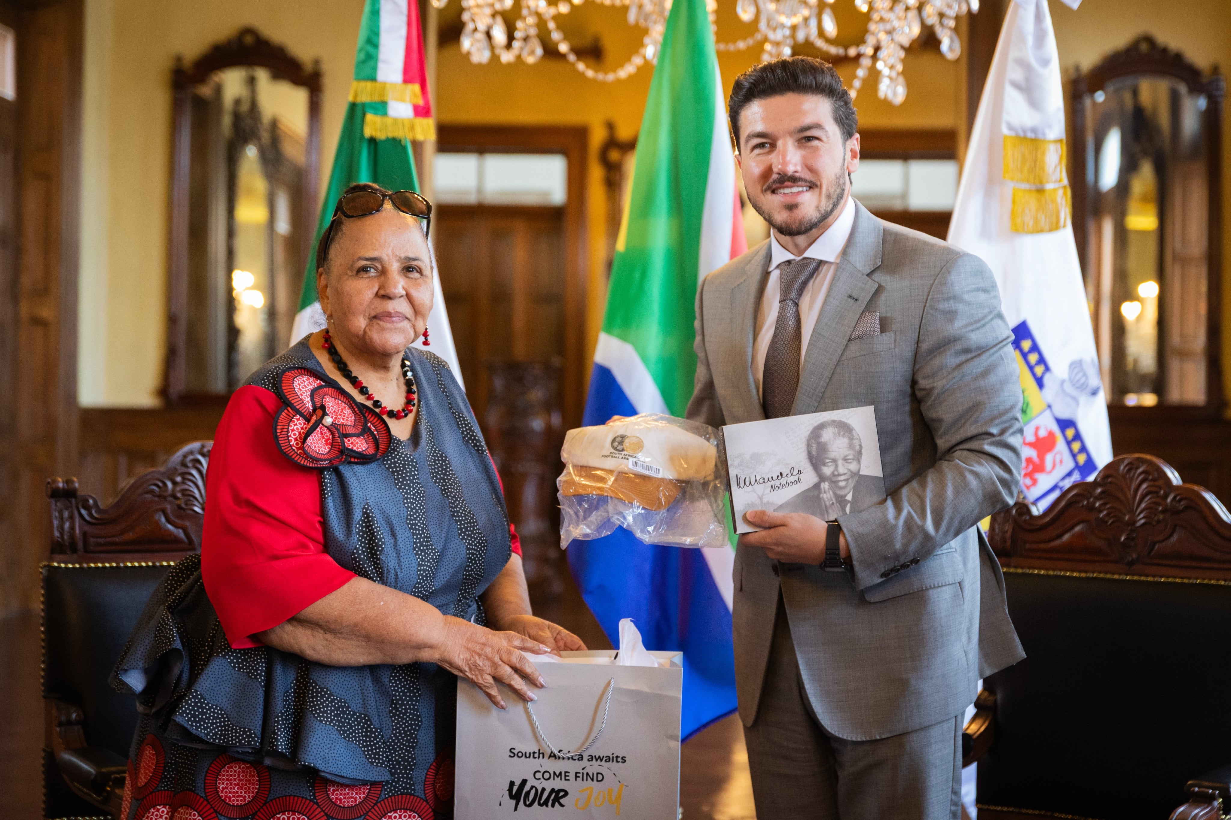 Samuel García también recibió a embajadora de Sudáfrica