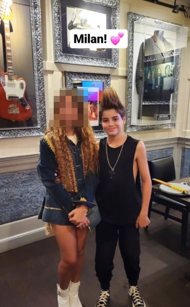 Milan, el hijo de Shakira debuta como baterista