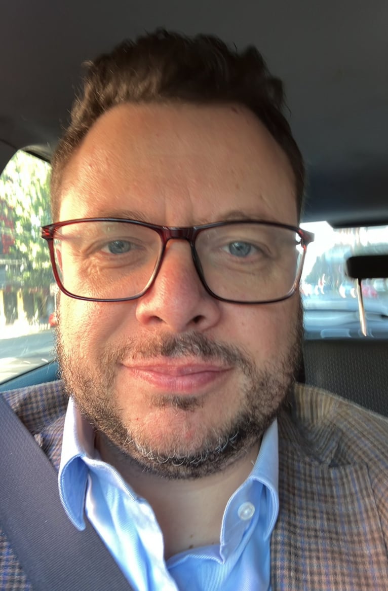 Carlos Bravo Regidor, el periodista que fue despedido por Reforma