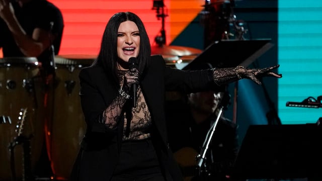 Laura Pausini, cantante.