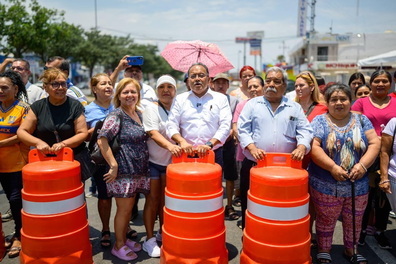 Escobedo inauguró la segunda etapa de modernización de la Avenida Raúl Salinas.