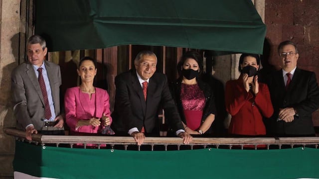 Claudia Sheinbaum, Adán Augusto López y Marcelo Ebrard en el Grito de la Independencia de AMLO
