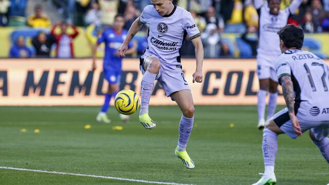 Dos jugadores del Club América salieron lesionados de partido amistoso