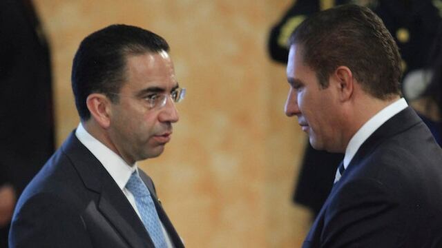 Javier Lozano y Rafael Moreno Valle. Reproches.