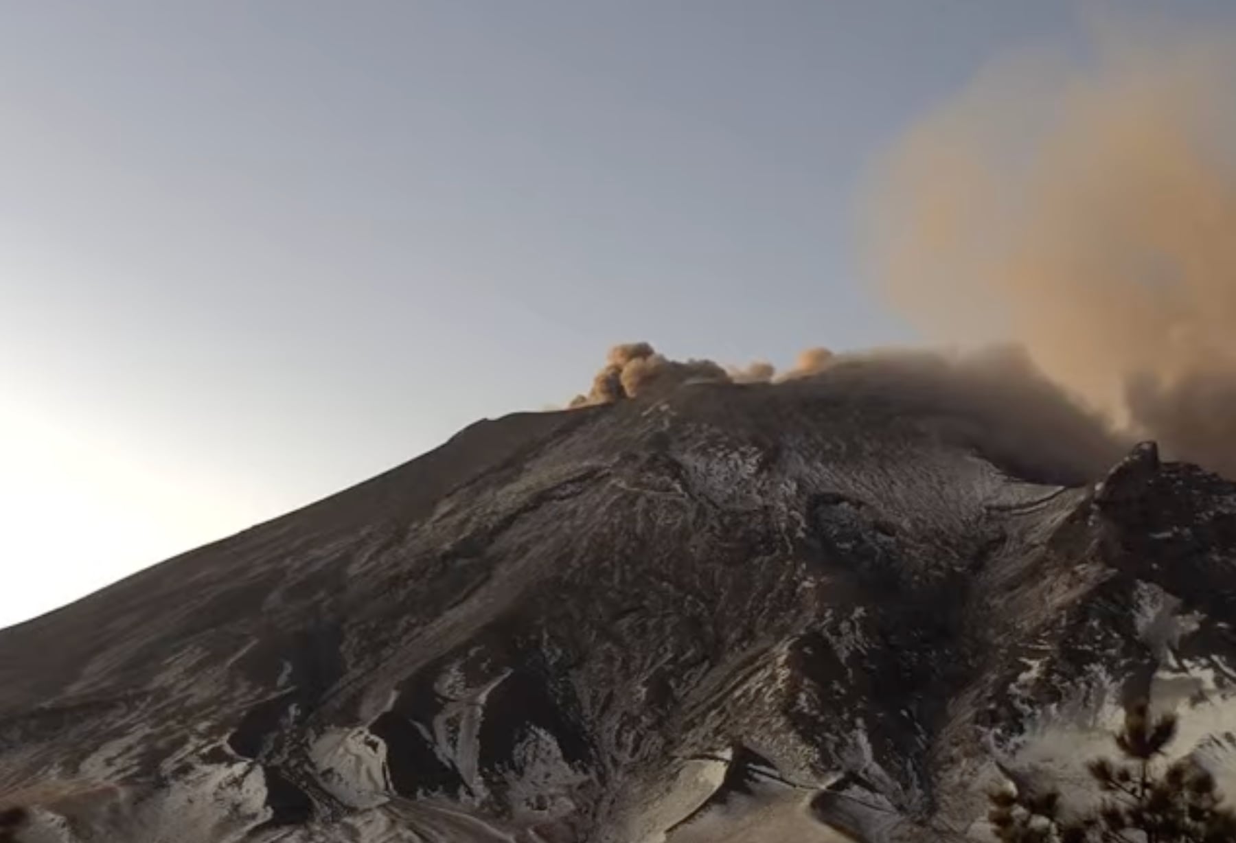 Volcán Popocatépetl el 21 de febrero